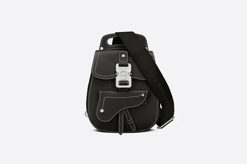 Dior Gallop黑色粒紋小牛皮撞色縫線迷你後背包，NT 75,000