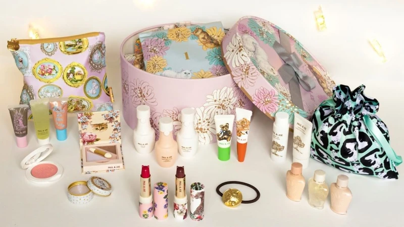 PAUL & JOE 2022限量聖誕蛋糕倒數寶盒，NT4,800