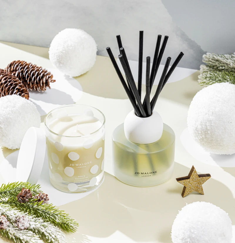 松木與桉樹香氛工藝蠟燭 200G NT$ 2,800 松木與桉樹香氛工藝擴香165ml NT$4000