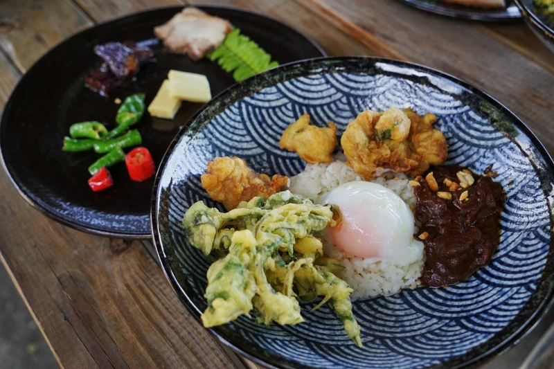 Hahak LAB 好食實驗所饗宴的咖喱飯。 Hahak LAB 好食實驗所饗宴的咖喱飯。