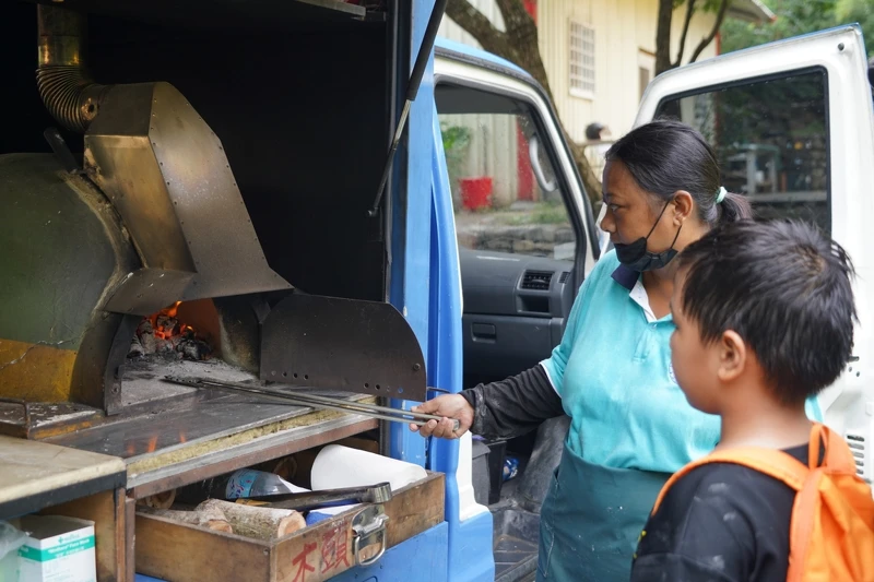 Pizza 餐車(照片為捌個零社企提供)。 Pizza 餐車(照片為捌個零社企提供)。