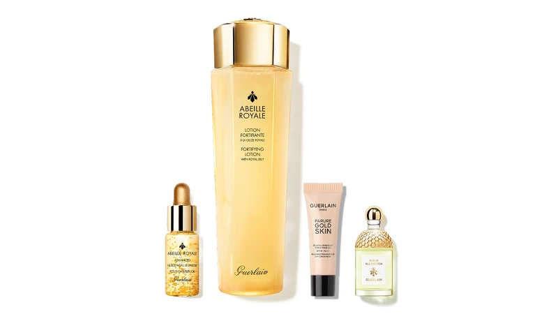 嬌蘭皇家蜂王蜜露組 優惠價NT$2,556價值NT$4,203，皇家蜂王乳蜜露150ml (正品)、24K純金光透精華粉底3ml、皇家蜂王乳平衡油3G 5ml、花草水語琢白岩蘭澄花7.5ml。