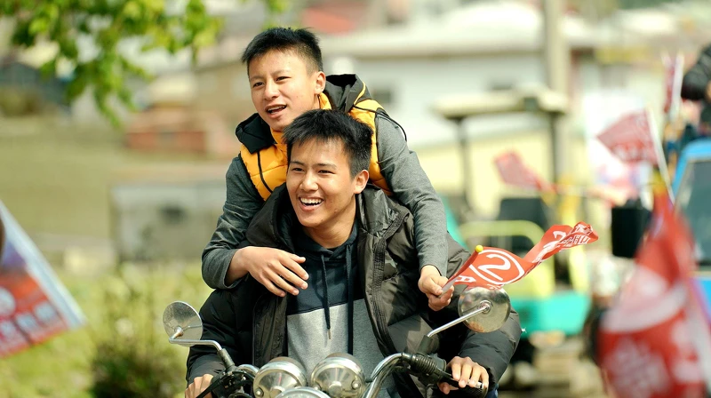 張祖鈞(上)以《哈勇家》提名金馬獎最佳新演員,最開心的莫過於曾以《只要我長大》入圍相同獎項的陳宇 張祖鈞(上)以《哈勇家》提名金馬獎最佳新演員,最開心的莫過於曾以《只要我長大》入圍相同獎項的陳宇