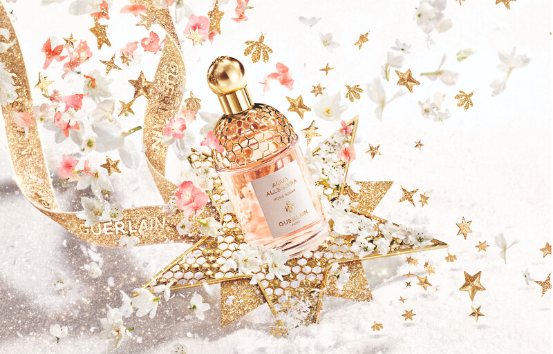 花草水語淡香水30ml，贈KISSKISS法式之吻迷你唇膏，官網優惠價NT$2,385。