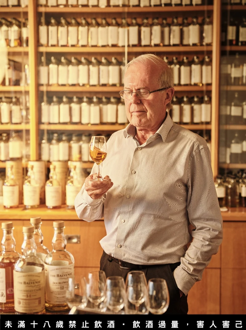 威士忌界傳奇人物大衛史都華 David C. Stewart ,同時也是百富首席調酒師。 威士忌界傳奇人物大衛史都華 David C. Stewart ,同時也是百富首席調酒師。