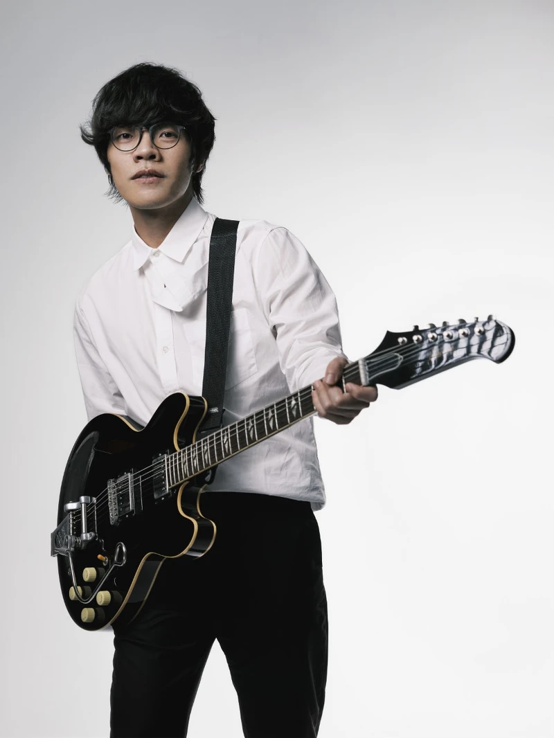 盧廣仲曾在池上秋收時分的金黃稻田中演出,留下美好印象。 盧廣仲曾在池上秋收時分的金黃稻田中演出,留下美好印象。