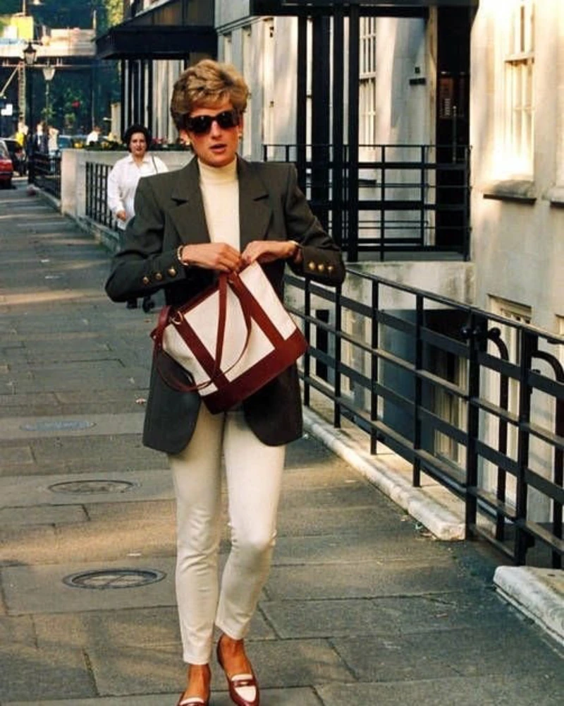 Instagram@diana.princess.wales Instagram@diana.princess.wales