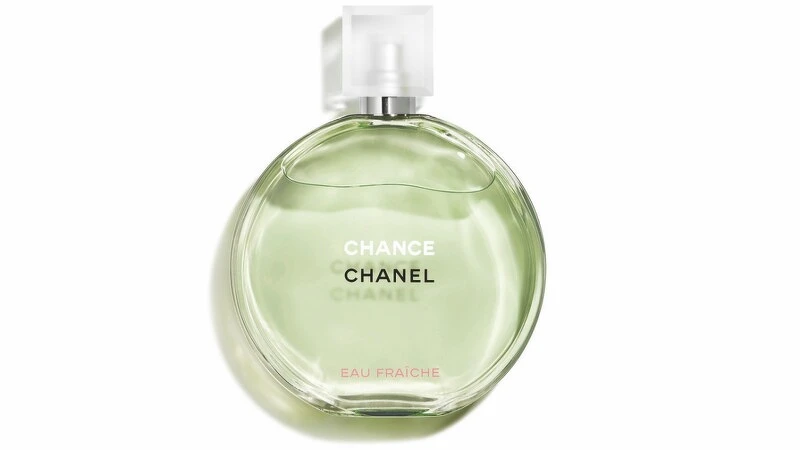 香奈兒CHANCE綠色氣息淡香水。 香奈兒CHANCE綠色氣息淡香水。