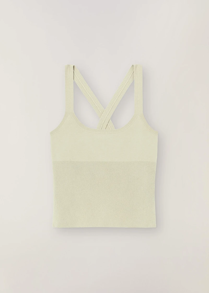 Loro Piana 交叉針織背心，NT38,200。