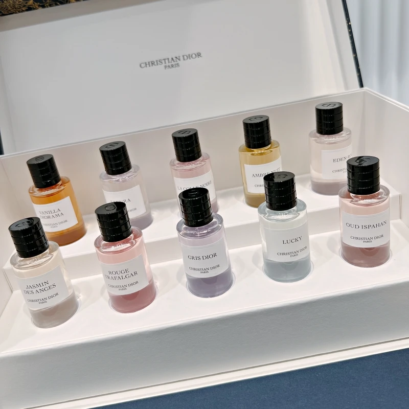 Dior迪奧香氛世家系列-2022精巧奢華香氛組實拍。