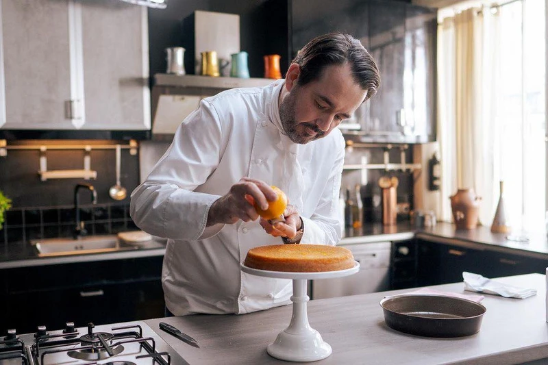 尚馮索．皮耶 （Jean-François Piège）是當代法國餐飲界名人。