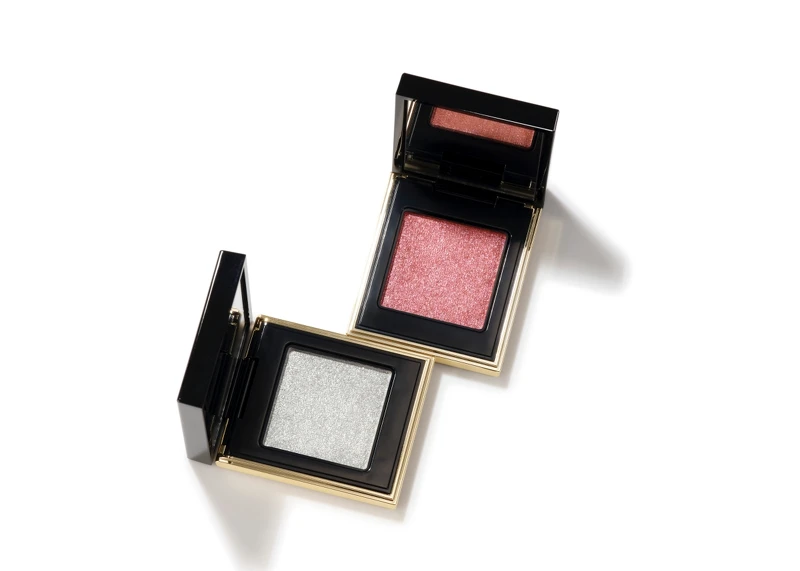 SUQQU晶采立體眼影(上) #110冬爛漫 (下)#111氷点華,NT1,400 SUQQU晶采立體眼影(上) #110冬爛漫 (下)#111氷点華,NT1,400