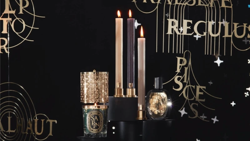 Diptyque 2022聖誕餐燭(漿果香、琥珀、炭木香),NT980、燭台,NT1,600 Diptyque 2022聖誕餐燭(漿果香、琥珀、炭木香),NT980、燭台,NT1,600