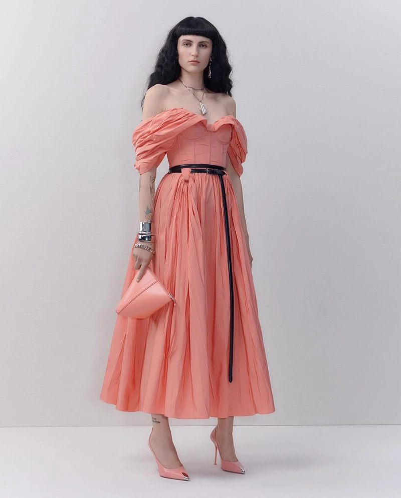 The Curve Pouch The Curve Pouch