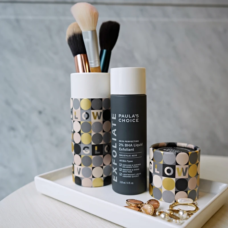 寶拉珍選2%水楊酸精華液節慶限定版禮盒可再利用。