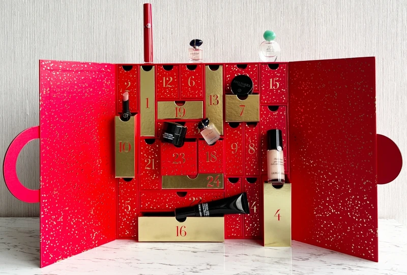 Giorgio Armani 2022亞曼尼限量金燦聖誕倒數月曆，NT13,600