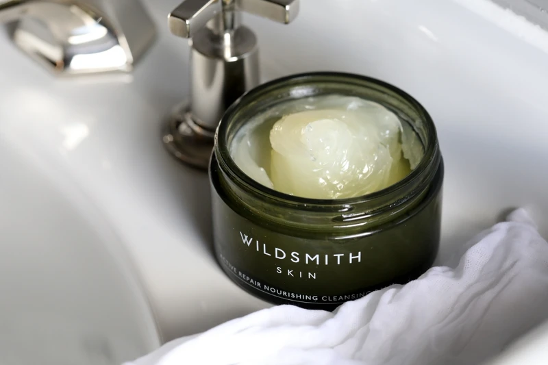 Wildsmith肌活修復浸潤卸妝膏100ml，NT1,800、200ml，NT3,200