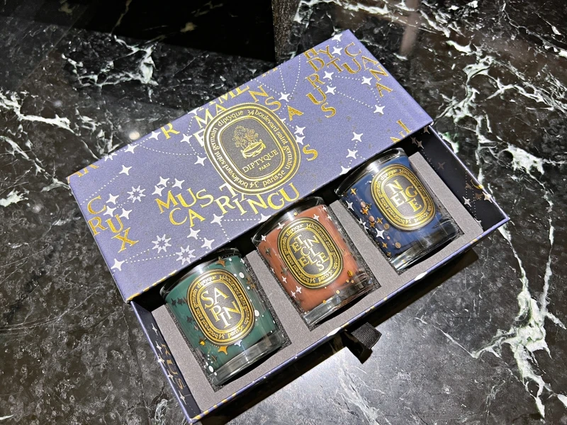 Diptyque 2022聖誕蠟燭禮盒(冷杉、星光、白雪)70g*3,NT4,150 Diptyque 2022聖誕蠟燭禮盒(冷杉、星光、白雪)70g*3,NT4,150