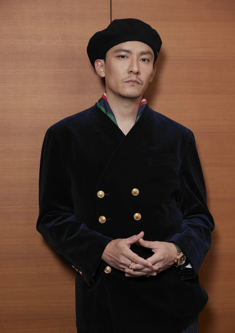 張震