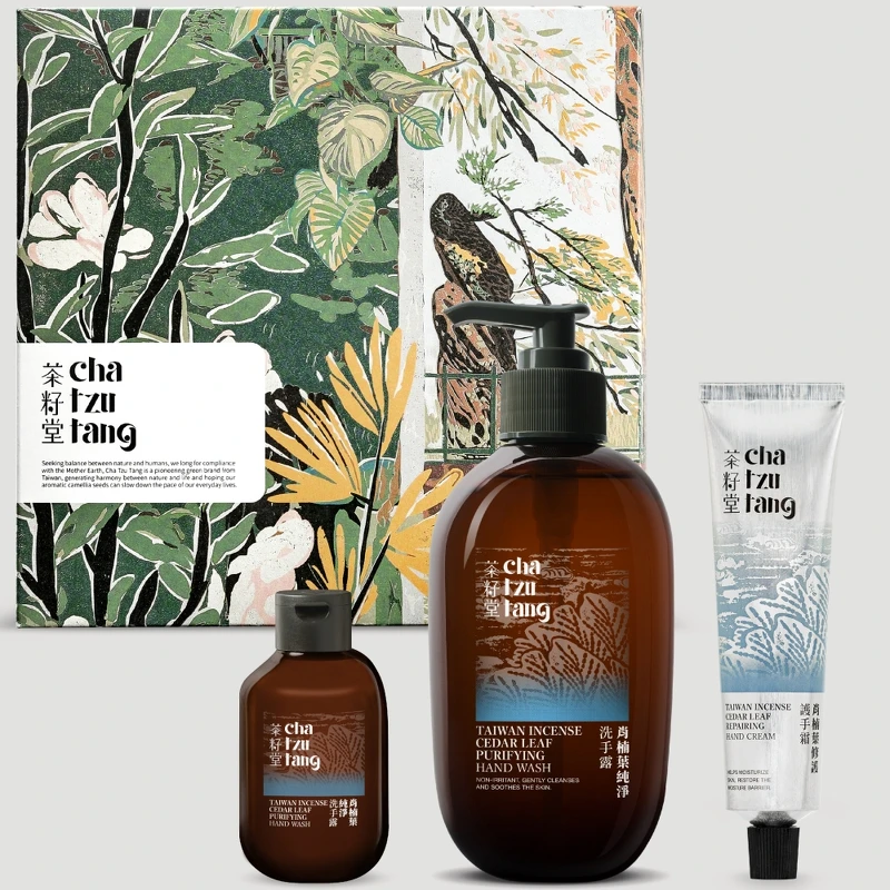 茶籽堂「雙層森療癒」2023年度版畫手部養護三入組，NT1,080