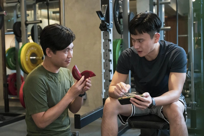 單元《聖筊》的讀心神筊BWEI,為黃迪揚飾演的阿山跨時代最新發明 單元《聖筊》的讀心神筊BWEI,為黃迪揚飾演的阿山跨時代最新發明