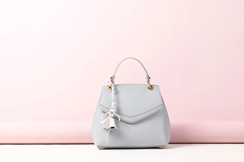 Love Letter系列包款,建議售價請參考GRACE HAN官網。 Love Letter系列包款,建議售價請參考GRACE HAN官網。