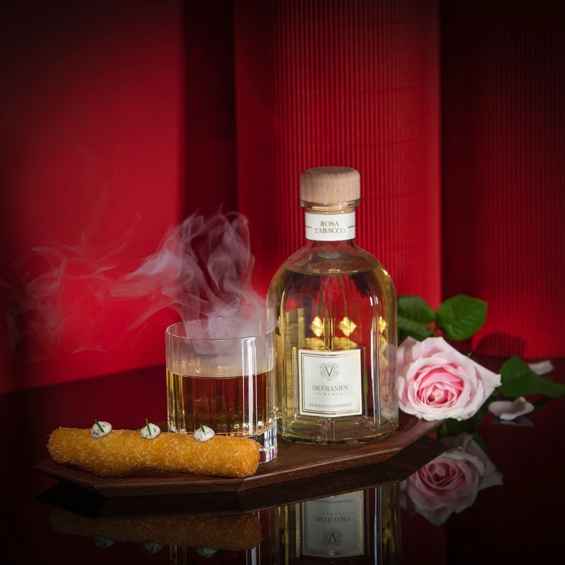 台北遠東香格里拉茶軒X寬庭翡冷翠Dr. Vranjes Firenze 香遇波波里花園歡飲小食光-玫瑰菸草Rosa Tabacco家居香氛特調及酥炸紅酒燉牛肉起司飯糰。 台北遠東香格里拉茶軒X寬庭翡冷翠Dr. Vranjes Firenze 香遇波波里花園歡飲小食光-玫瑰菸草Rosa Tabacco家居香氛特調及酥炸紅酒燉牛肉起司飯糰。