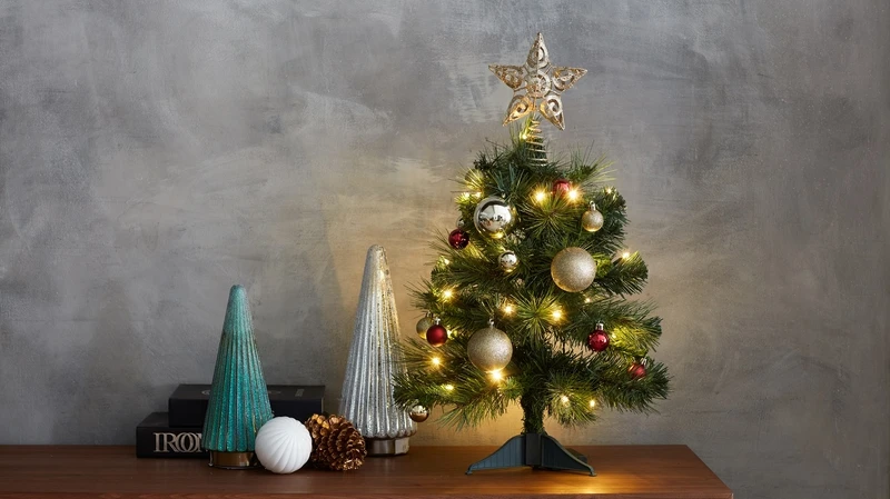 經典綠樹設計圓形燈球,發光超暖心 經典綠樹設計圓形燈球,發光超暖心