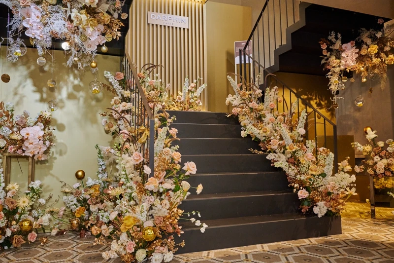 Darphin朵法療癒花園派對「派對·金色狂歡」。