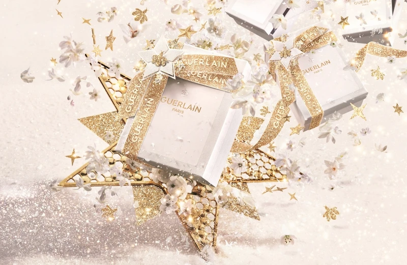 2022法國嬌蘭流金星燦聖誕限定禮盒包裝視覺圖。
