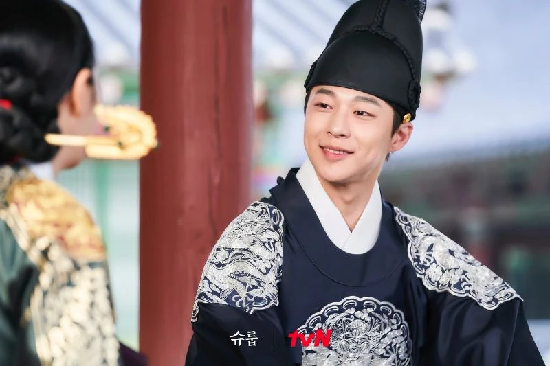 《王后傘下》裴仁赫飾演的原世子死因終於明朗