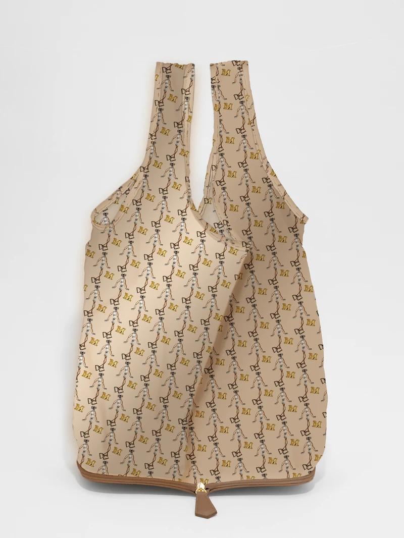 Max Mara FW22 Printed nylon bag，NT3,000。