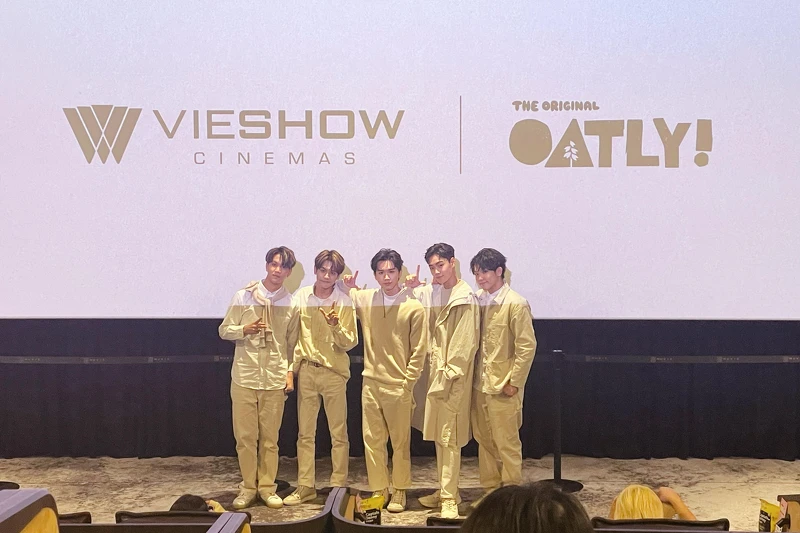 AcQUA源少年現場表演臺灣限定歌曲〈My Only〉。 AcQUA源少年現場表演臺灣限定歌曲〈My Only〉。