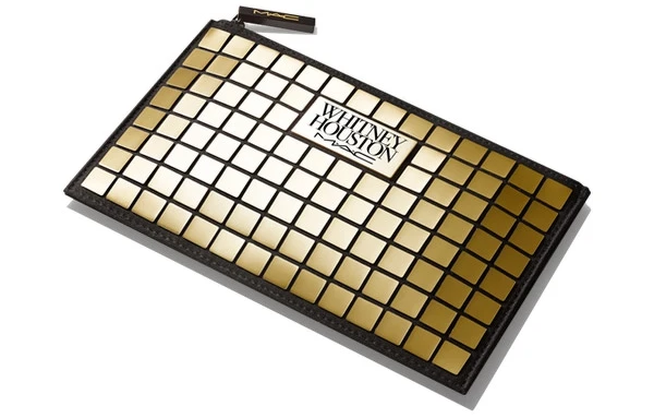 M·A·C X Whitney Houston滿額聯名化妝包。