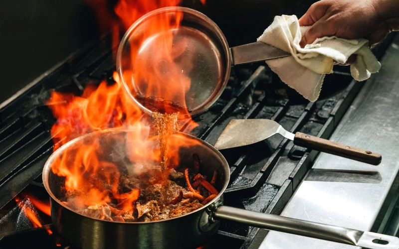 此次主廚呂柏翰(Louis)便也以東方文化中的「24節氣」為題製作法式料理。 此次主廚呂柏翰(Louis)便也以東方文化中的「24節氣」為題製作法式料理。