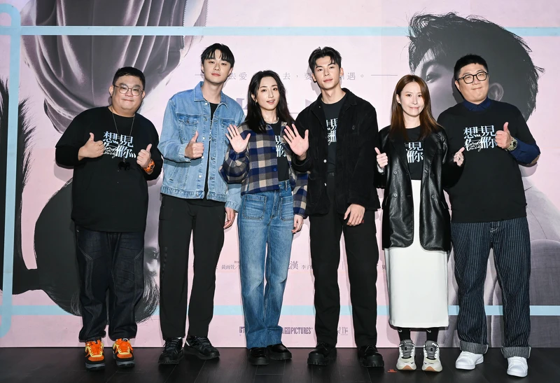 左至右）監製林孝謙、施柏宇、柯佳嬿、許光漢、製片人麻怡婷、編劇呂安弦 一同出席媒體茶敘