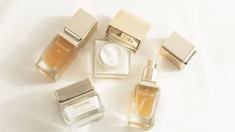 EXOCARE艾索康恩雪光肌透亮系列情境圖。 EXOCARE艾索康恩雪光肌透亮系列情境圖。