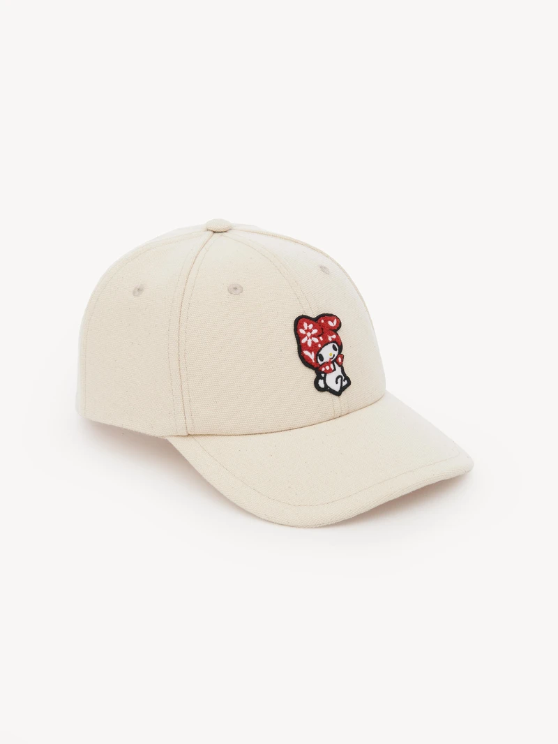 Chloé MyMelody農曆年限定聯名棒球帽-白色款 NT$13,500