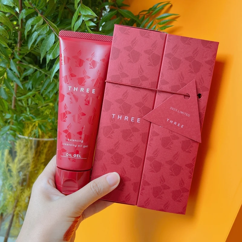 THREE平衡潔膚組兔年限定版實品。