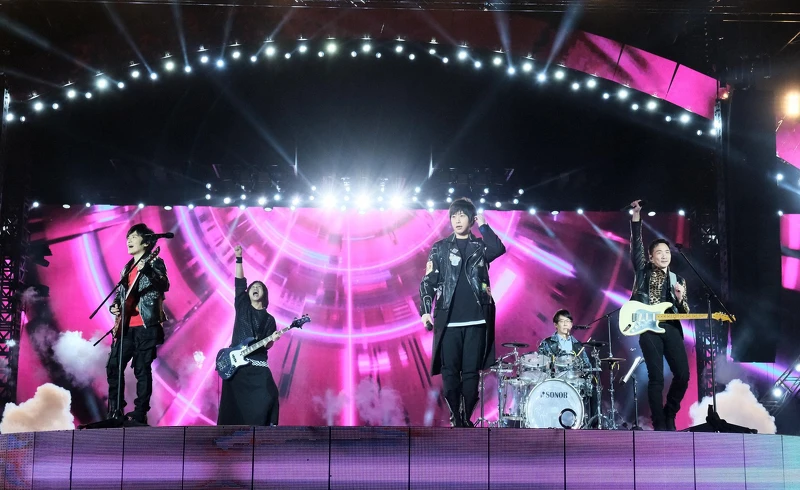 五月天諾亞方舟全新的漂浮方舟環狀舞台