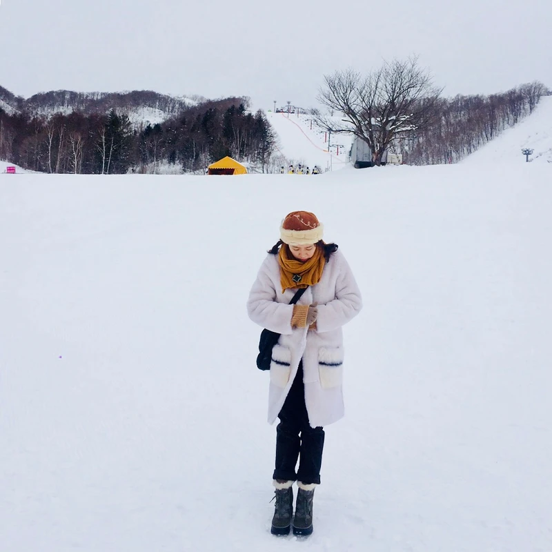 孫藝珍毛帽穿搭 孫藝珍毛帽穿搭