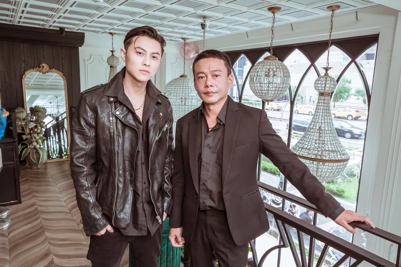 左起王子 邱勝翊、李康生 左起王子 邱勝翊、李康生
