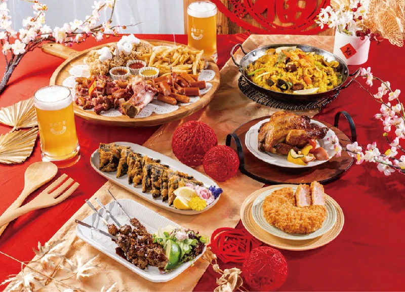 金色三麥2023年菜套餐六人份,推薦價4,990元。 金色三麥2023年菜套餐六人份,推薦價4,990元。