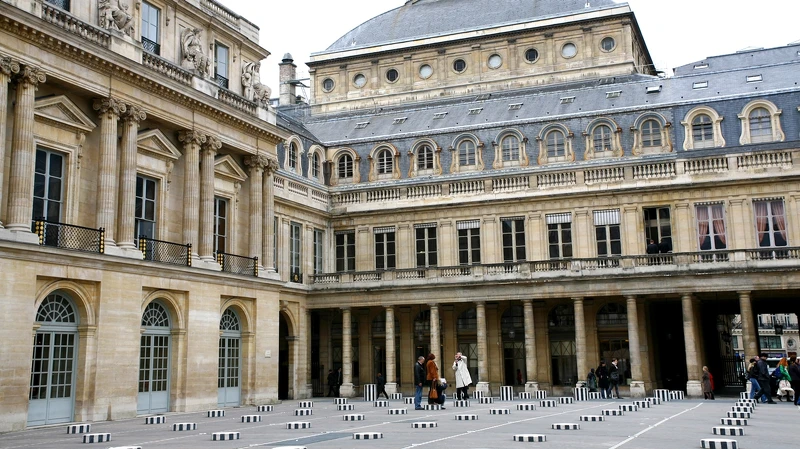 皇家宮殿與花園Palais Royal & Jardin du Palais Roya 皇家宮殿與花園Palais Royal & Jardin du Palais Roya