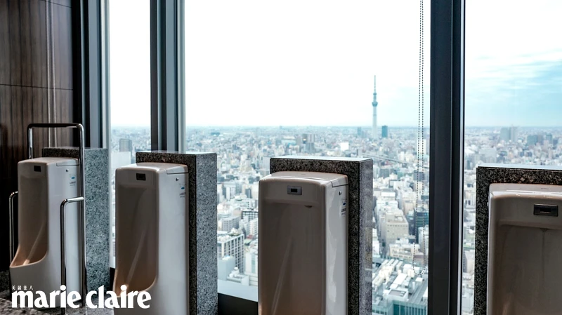 大廳右側的男廁是酒店內隱藏版的打卡熱點 大廳右側的男廁是酒店內隱藏版的打卡熱點