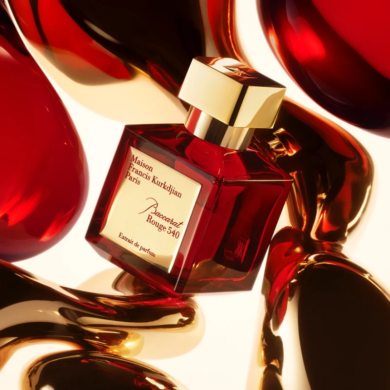 Maison Francis Kurkdjian(MFK) Baccarat Rouge 540水晶之燄香精情境照。