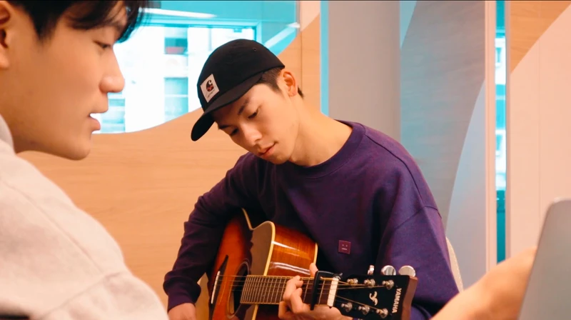 許光漢為電影練彈吉他崩潰