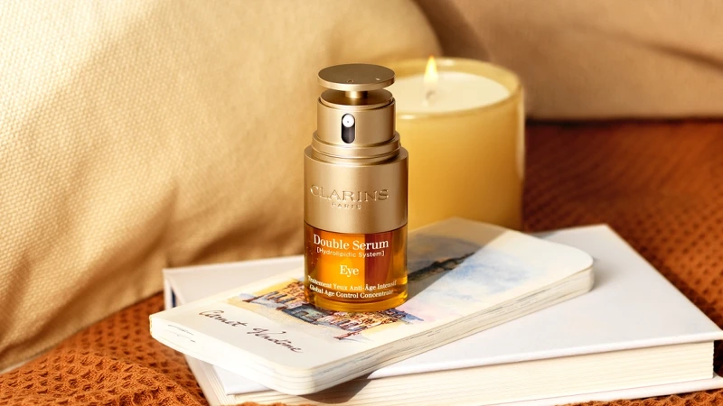 Clarins克蘭詩黃金亮眼萃20ml,NT2,700 Clarins克蘭詩黃金亮眼萃20ml,NT2,700