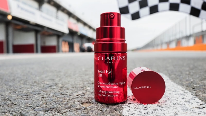 Clarins克蘭詩全效緊緻眼霜15ml,NT2,700 Clarins克蘭詩全效緊緻眼霜15ml,NT2,700