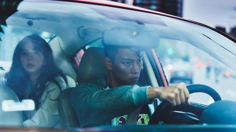 瘦子E.SO在《速命道》飾演救護技術員（EMT）與賽車手，獻出首部電影處女秀